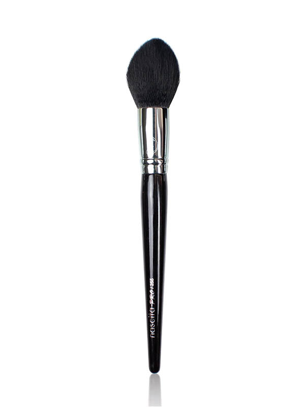 Nascita Pro Yuvarlak Açılı Allık Makyaj Fırçası NASBRUSH0255